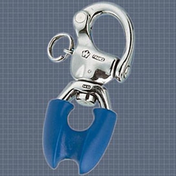 Wichard 3 3/4 SNAP SHACKLE WITH THIMBLE EYE